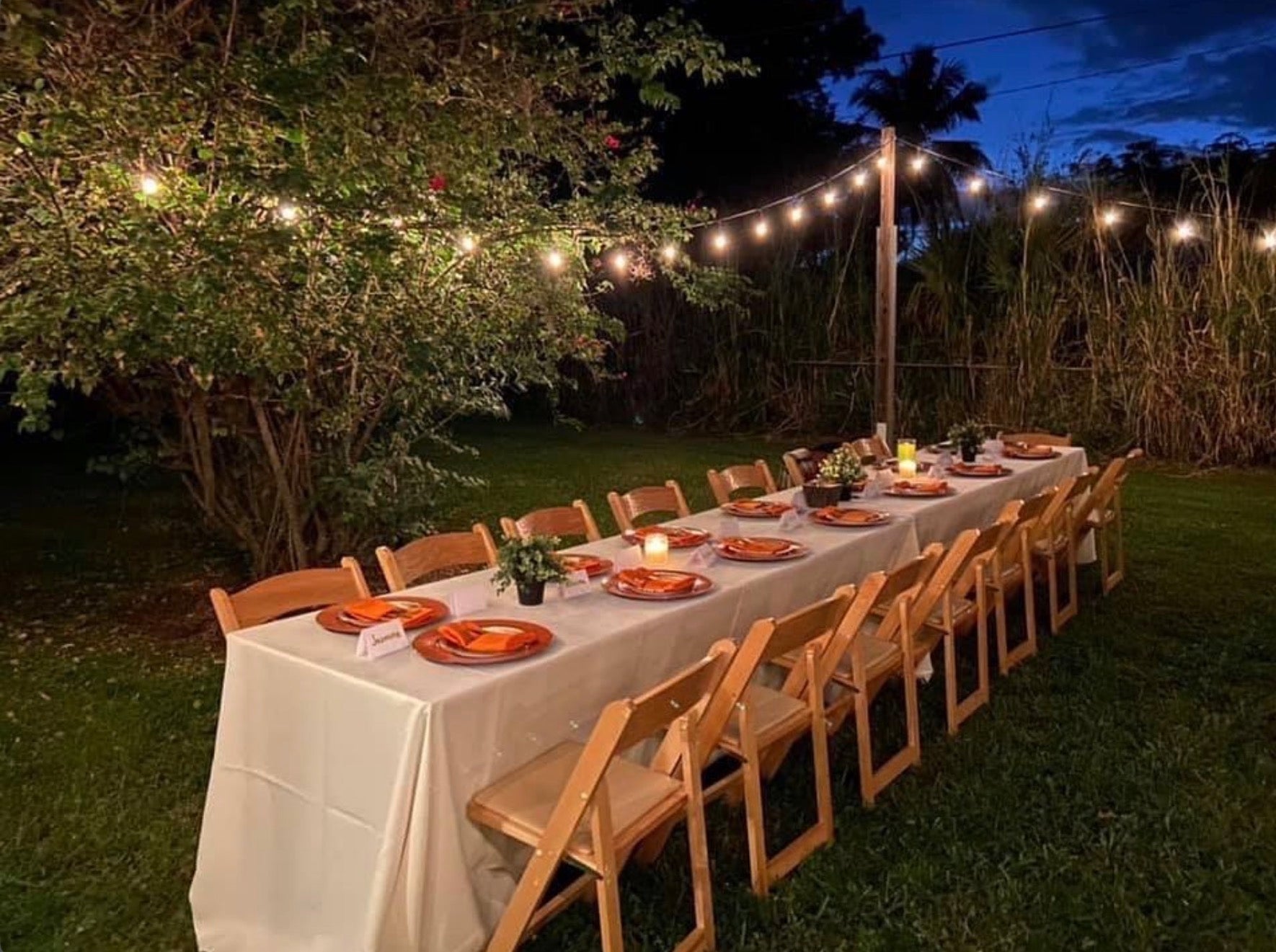 Banquet Table 8’ seats 8 - 10