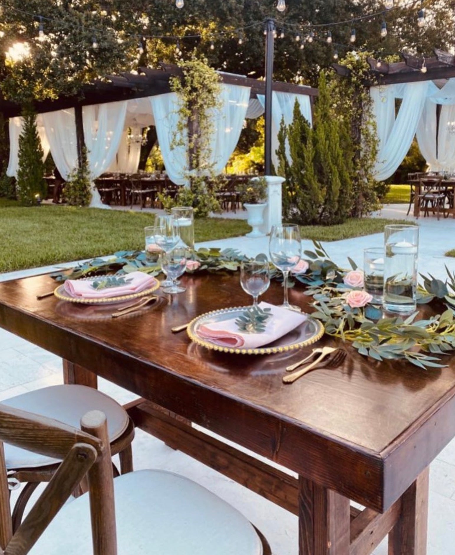 Sweetheart Farm Table 3' x 5'